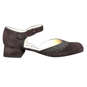 Salvatore Ferragamo Boutique Women’s Brown Suede Heels Size 7 B